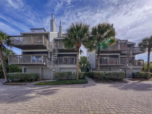 19930 Gulf Blvd APT 1B, Indian Shores, FL 33785