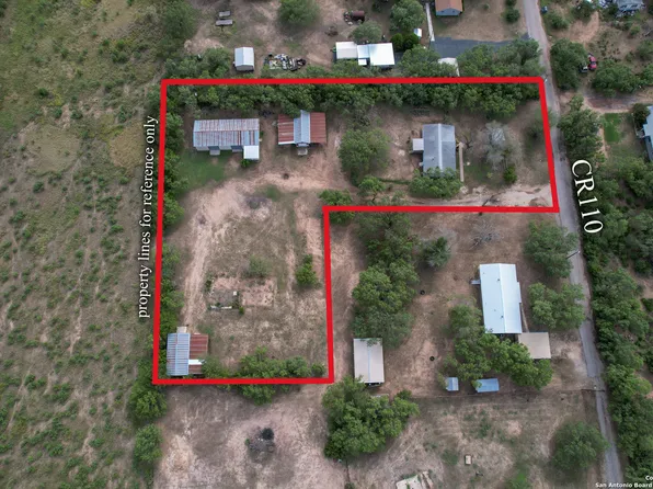 372 County Road 110, Uvalde, TX 78801