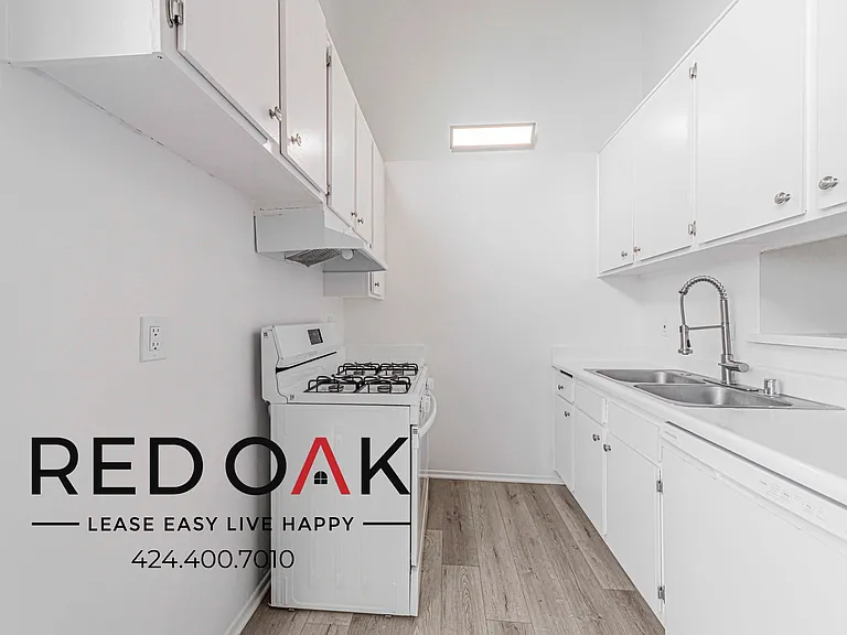 8309 Cedros Ave #308 — Photo 8
