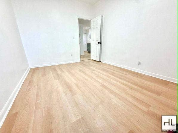 215-07 Jamaica Ave #1