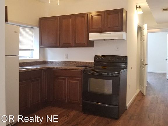 5th image of 334 W Manheim St Floor 2