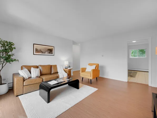 35 Westgate Rd APT 6, Chestnut Hill, MA 02467