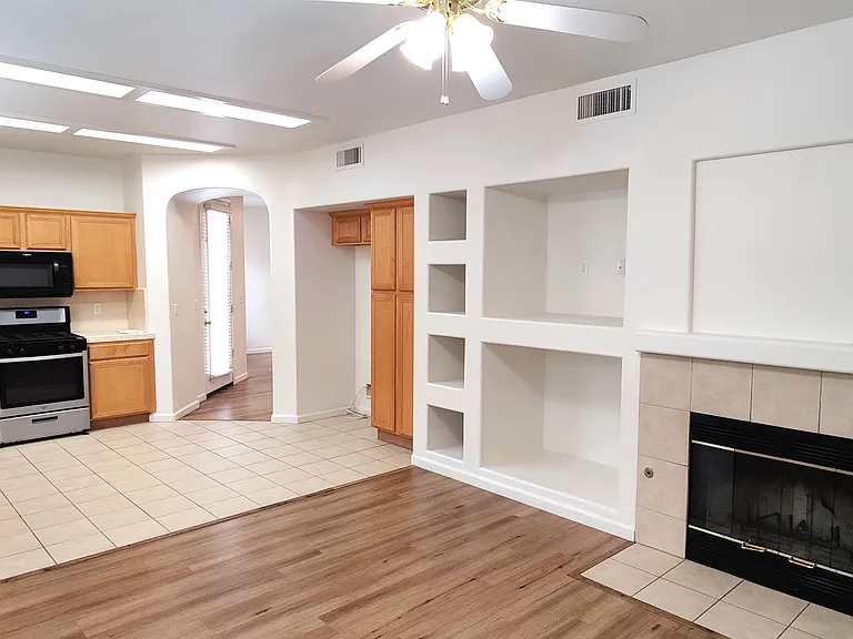60 W Brittany Ln — Photo 12