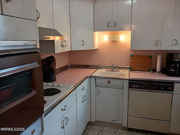 4th image of 1940 4th St APT 32