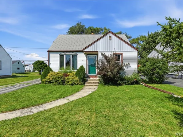 72 Grand Blvd, Cheektowaga, NY 14225