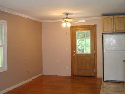 4th image of 3647 Bishop Dr