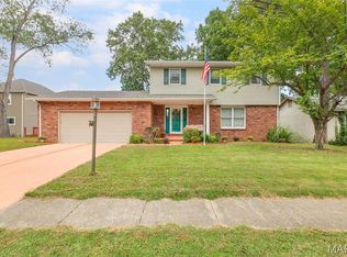 1902 Muny Vista Ct, Alton, IL 62002