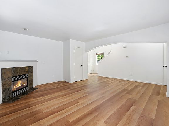 3rd image of 7209 176th Street Ct E
