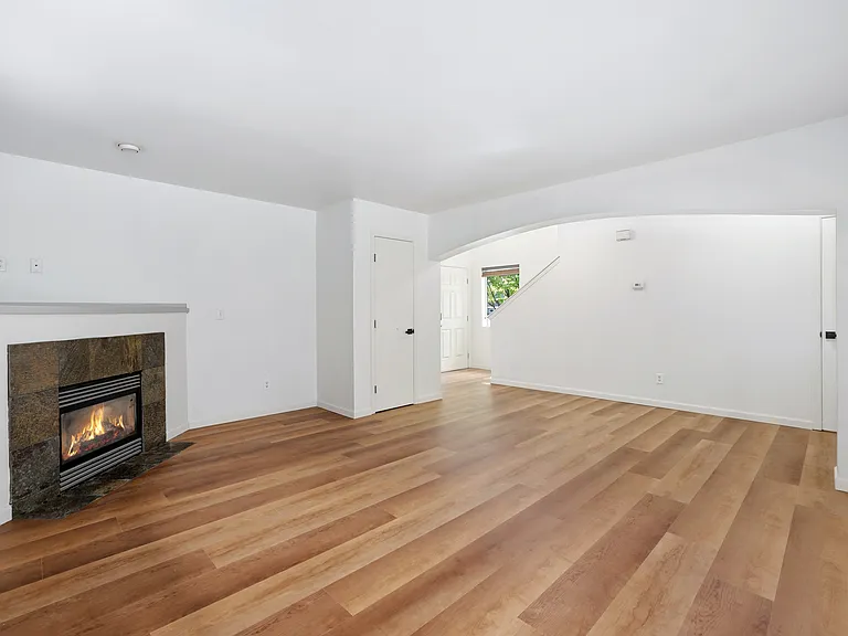 7209 176th Street Ct E — Photo 3