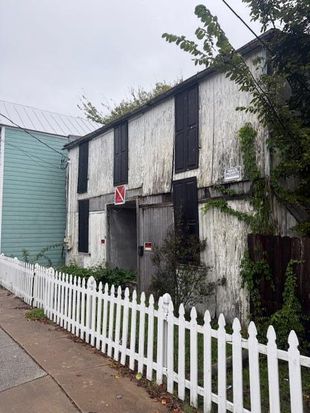 36 South St, Charleston, SC 29403