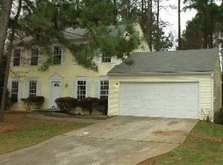473 Sherwood Cir, Stone Mountain, GA 30087