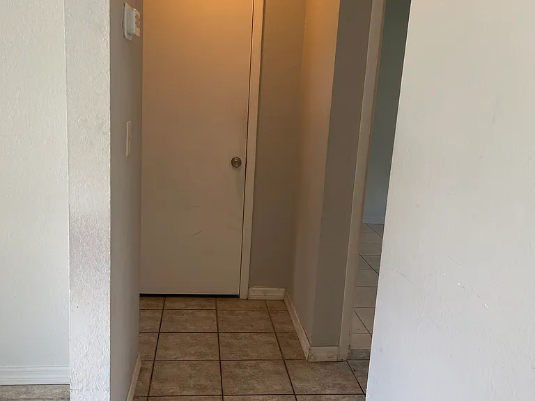 1681 Ann Dr — Photo 8