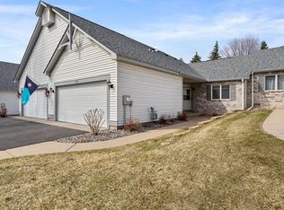 2720 Lake Court Dr #103, Mounds View, MN 55112