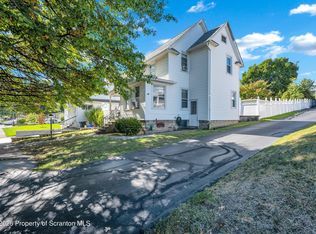 713 N Hyde Park Ave, Scranton, PA 18504