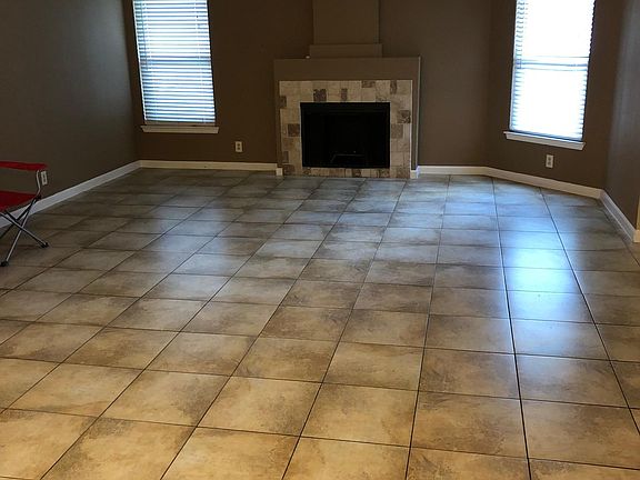 4th image of 6923 Sunshine Tree Dr