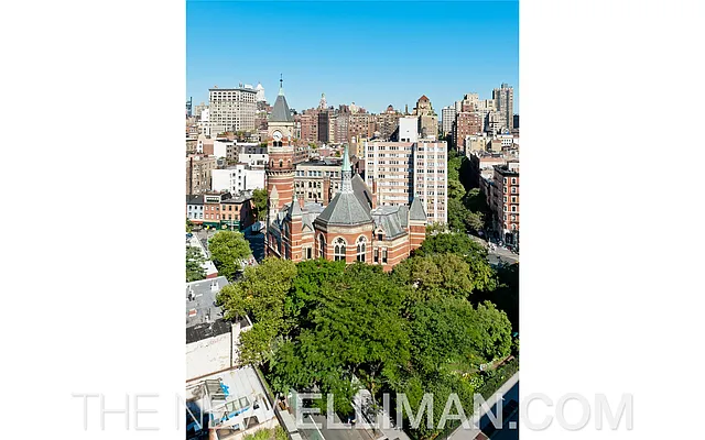 Sold by Douglas Elliman | media 18