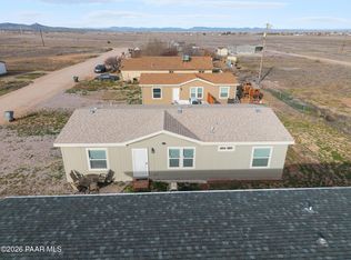 430 W Paris Trl, Paulden, AZ 86334