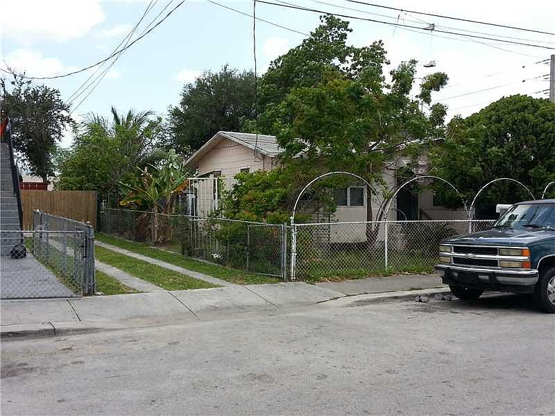 2nd image of 1790 NW 21st Ter