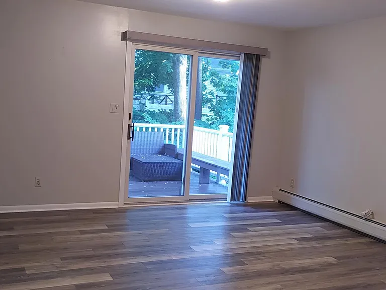 61 Randolph Ave — Photo 14