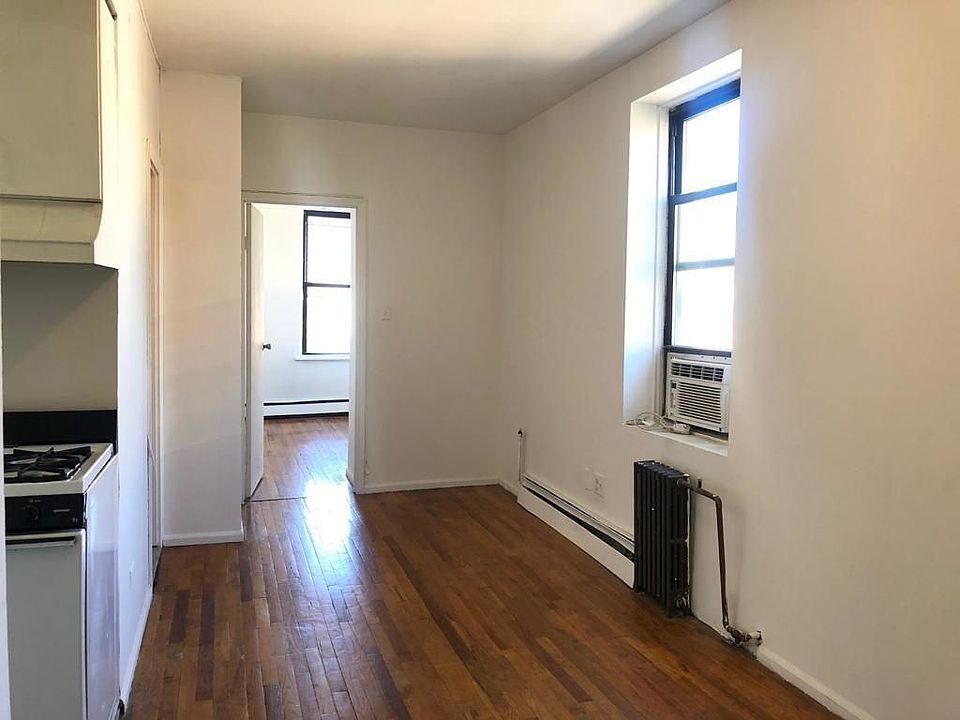 1st image of 370 W 52nd St #4A1