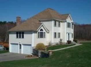 20 Sky Top Ln, Dunstable, MA 01827