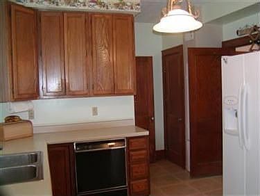 5th image of 2724 Reid Ave