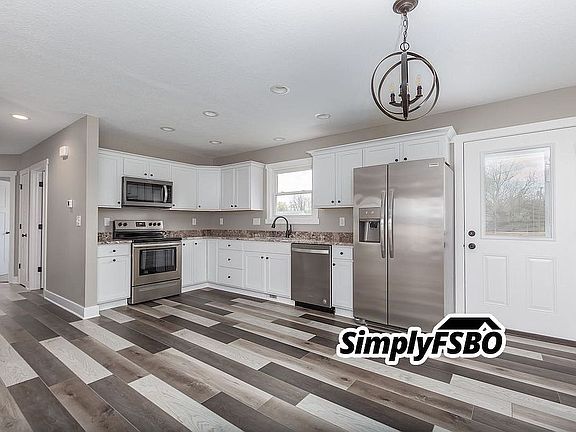 3rd image of 209 W 13th Ave