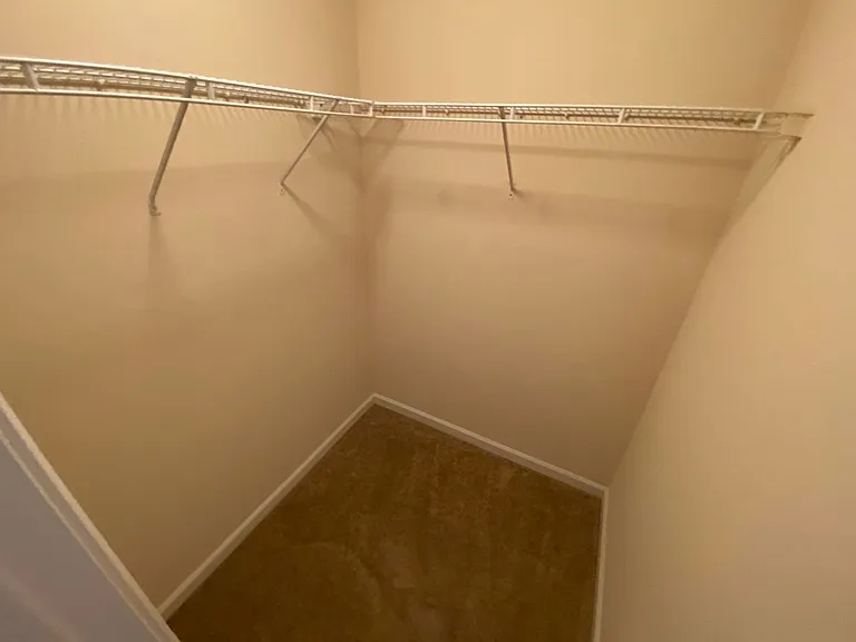 220 Bridgewater Way — Photo 9