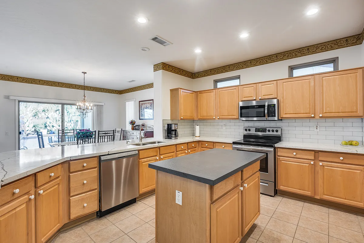 Building Photo - 17774 W Parra Dr
