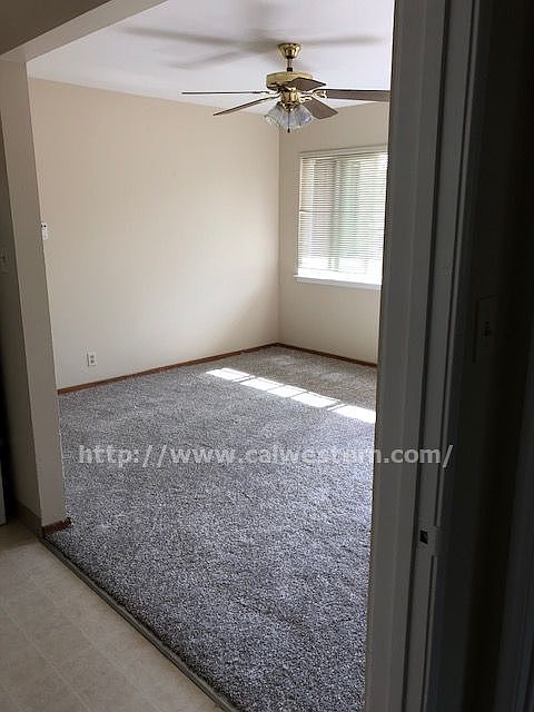 1st image of 325 Kuehnis Dr