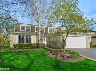 1035 Stratford Rd, Deerfield, IL 60015