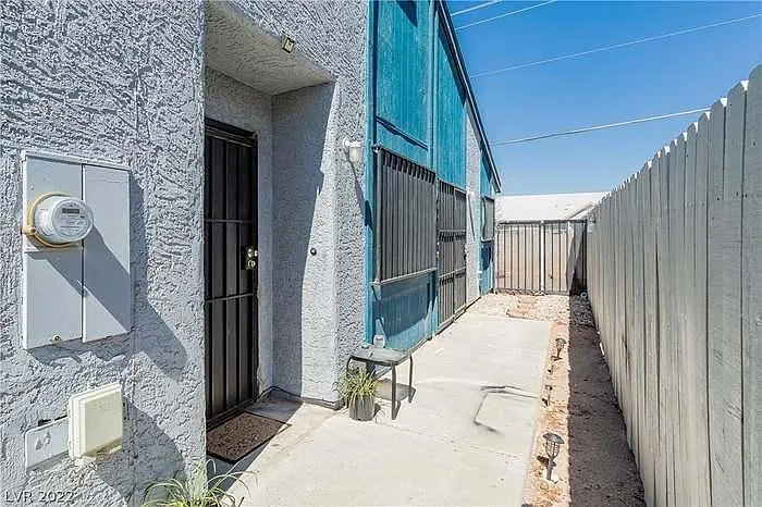 3636 Whispring Native Ct — Photo 2