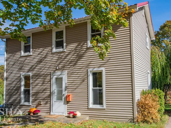 172 Susquehanna Ave, Lock Haven, PA 17745