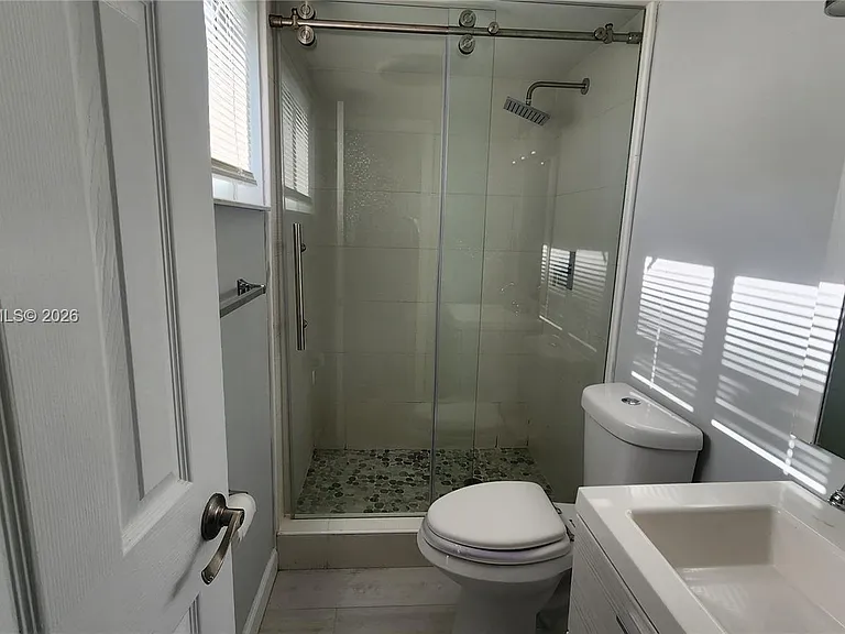 981 Hillcrest Ct #114 — Photo 15