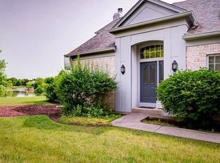 820 Marseilles Cir, Buffalo Grove, IL