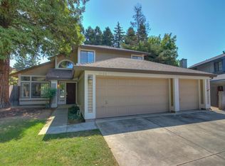 6120 Wolf Creek Ct, Elk Grove, CA 95758