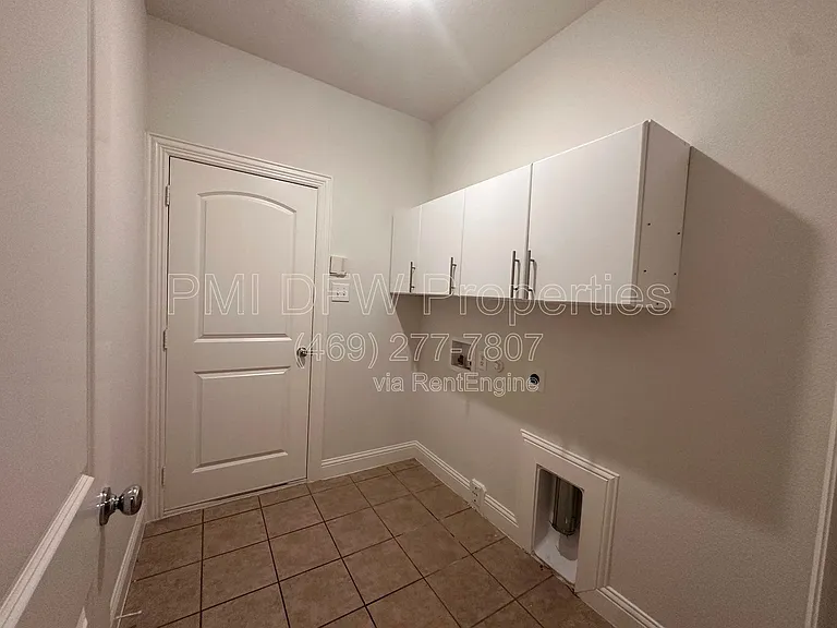 2610 Meadow Ridge Dr — Photo 23