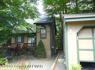 9829 Deerwood Dr, Tobyhanna, PA