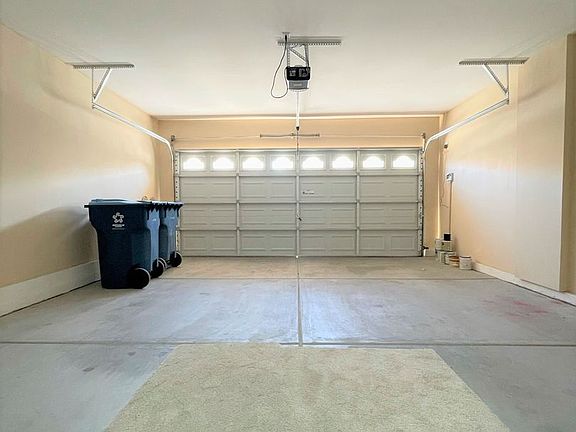 4th image of 10595 Salmon Leap St
