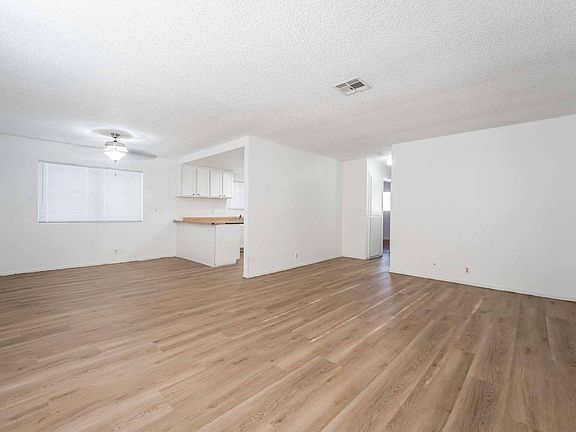 5th image of 5278 S Maryland Pkwy APT D