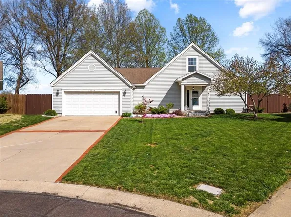 13284 W 113th St, Overland Park, KS 66210
