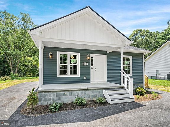 2nd image of 1358 W College Rd