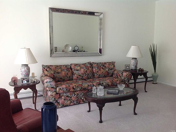 4th image of 11 Monaco Ct