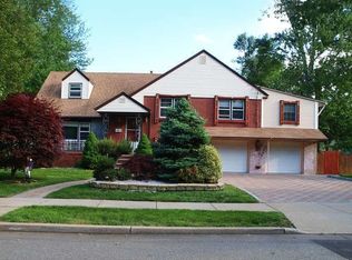 340 Graphic Blvd, New Milford, NJ 07646