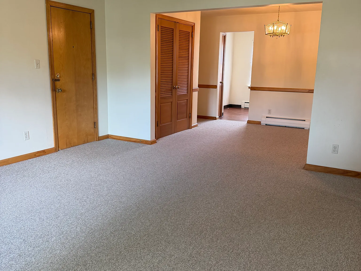 2 bed, 1000 sqft, $1,000 — Photo 2