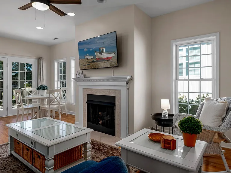 2219 E Pelican Dr — Photo 11