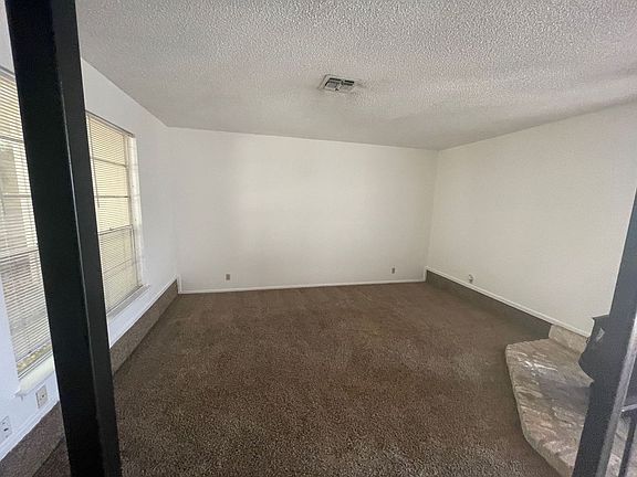 4th image of 4002 Glenrock Dr Unit 4004