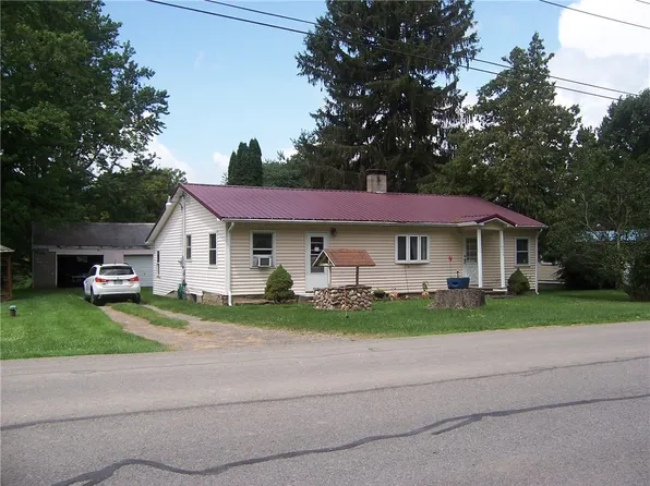 4538 Goose St, Stanley, NY 14561