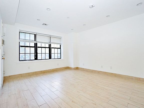 2nd image of 626 Greene Ave #1A