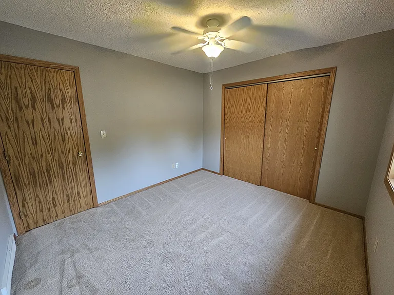 604 Tanager Ct — Photo 15